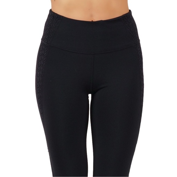 NWT! Mono B Lace Cutout Leggings - Picture 2 of 4